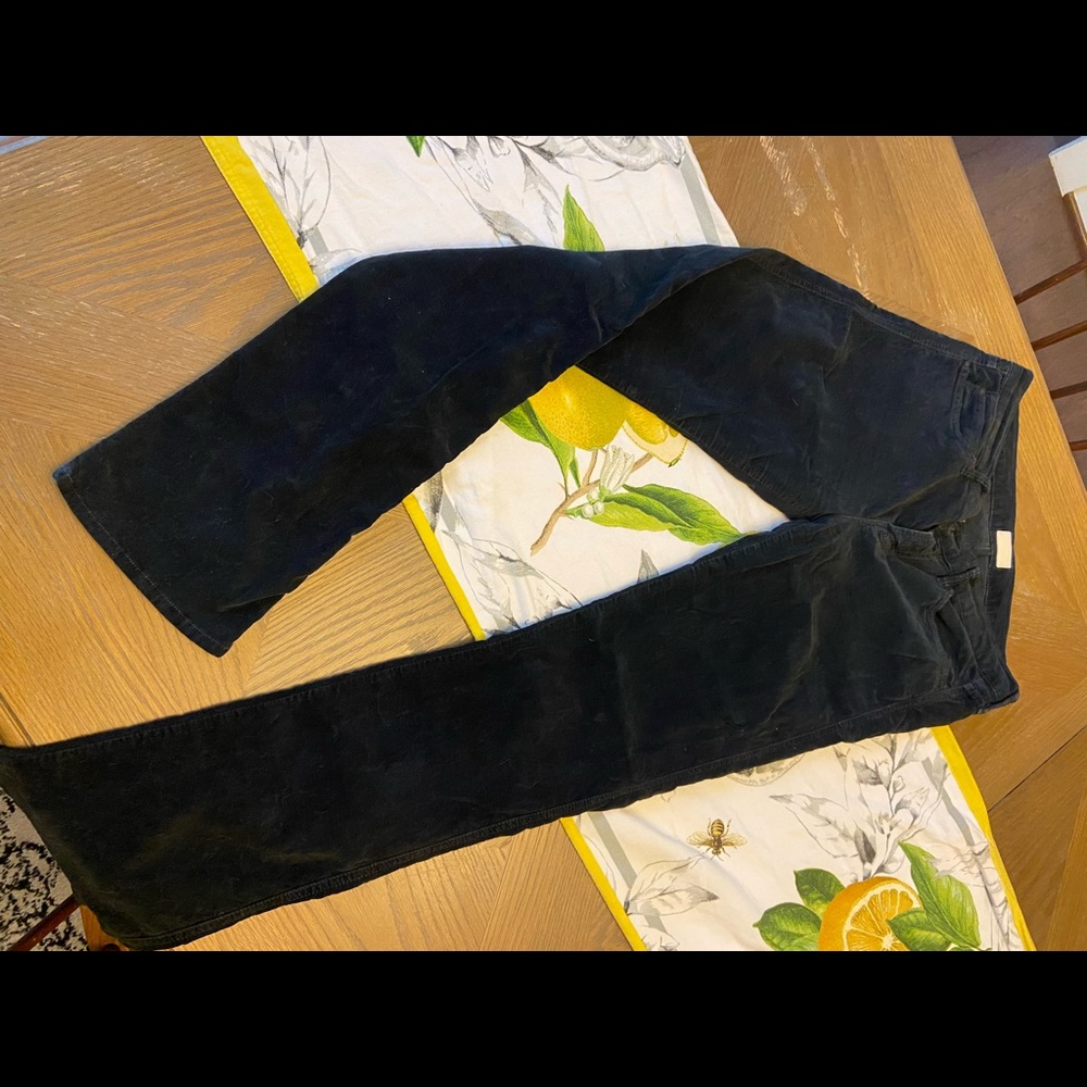 Black velvet MOTHER THE RASCAL skinny jeans.